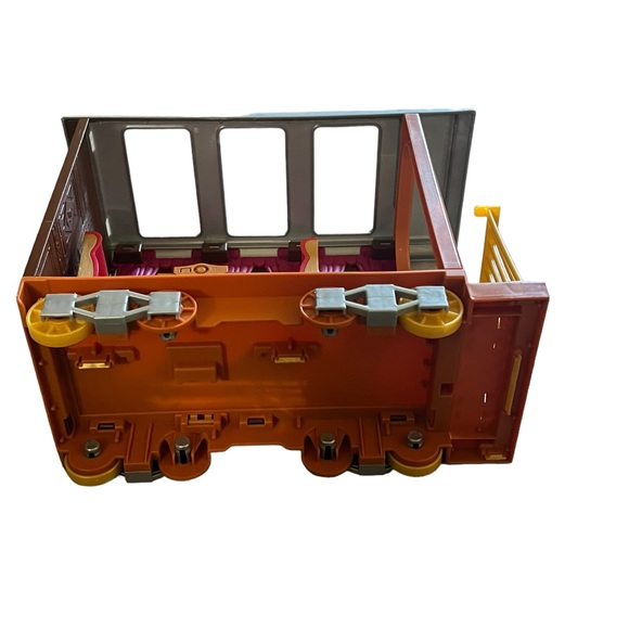 Spirit Untamed Lucky Train Home Playset no/Doll - Picture 5 of 5